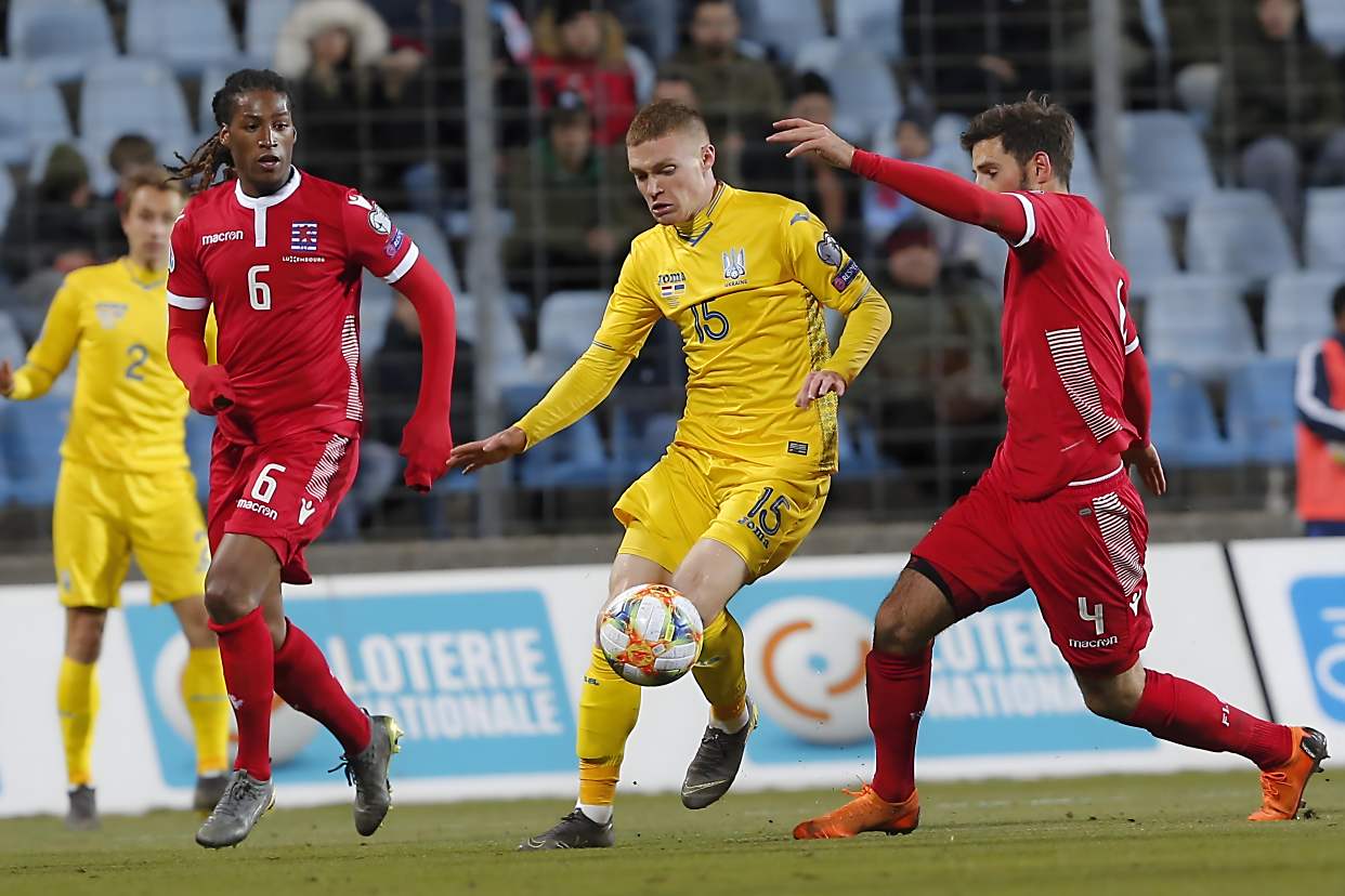 乌克兰队在场上表现抢眼，赢得比赛