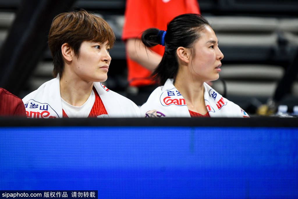 包含瑞典队:备战欧洲杯资格赛,全力以赴的词条 包含瑞典队:备战欧洲杯资格赛,全力以赴的词条