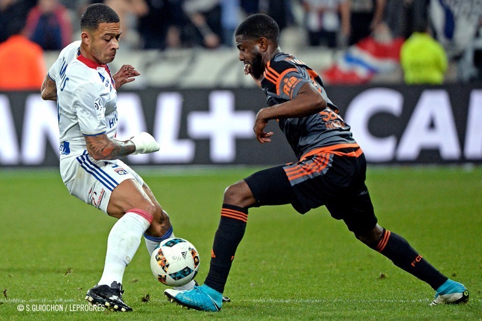 包含维克多主场不敌里昂,遭遇失败的词条 包含维克多主场不敌里昂,遭遇失败的词条