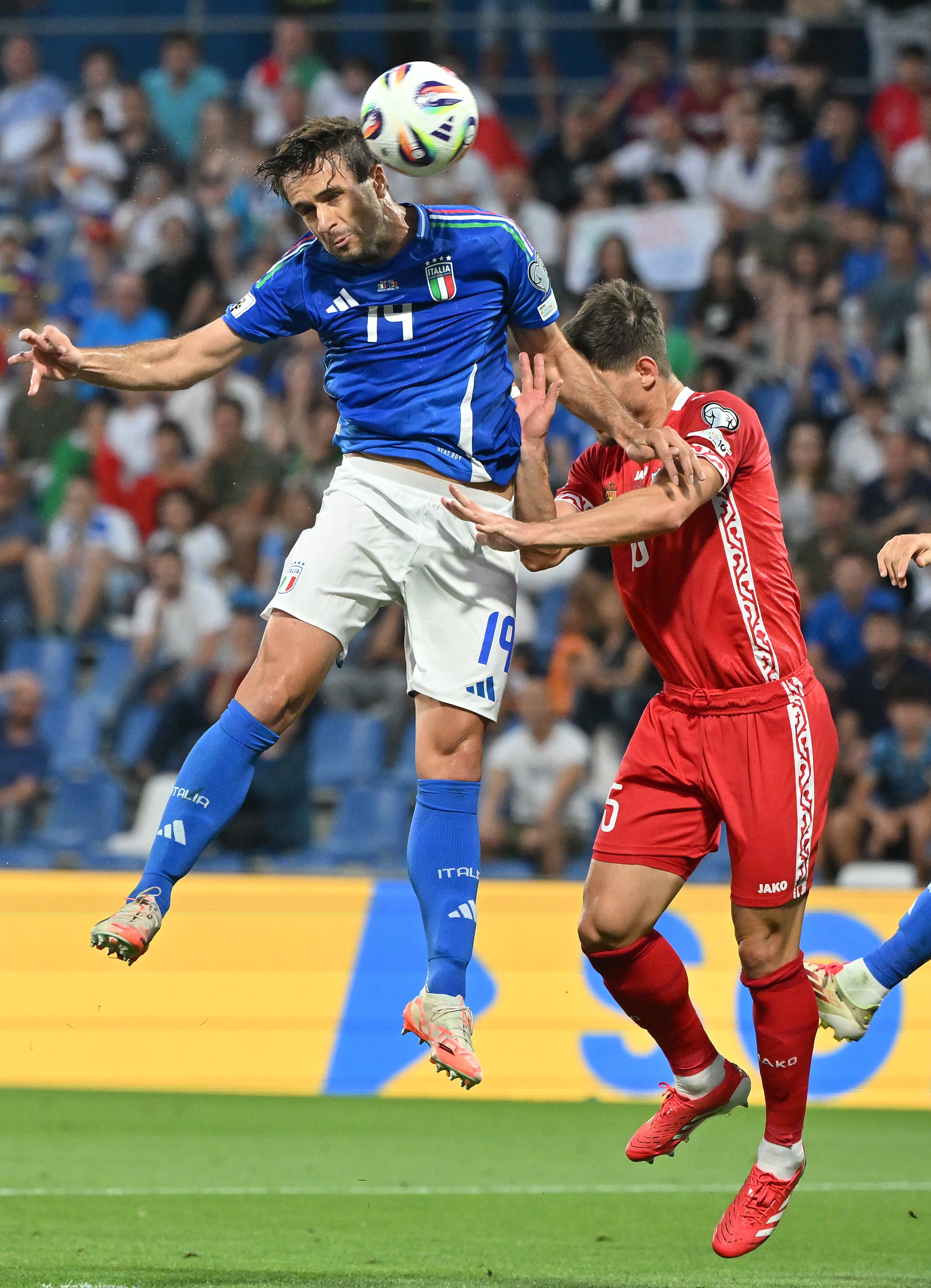 包含意大利战胜葡萄牙,取得惊人的胜利的词条 包含意大利战胜葡萄牙,取得惊人的胜利的词条