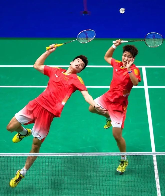 印尼队鏖战马来西亚队,黄鸭组合高光表现 印尼队鏖战马来西亚队,黄鸭组合高光表现